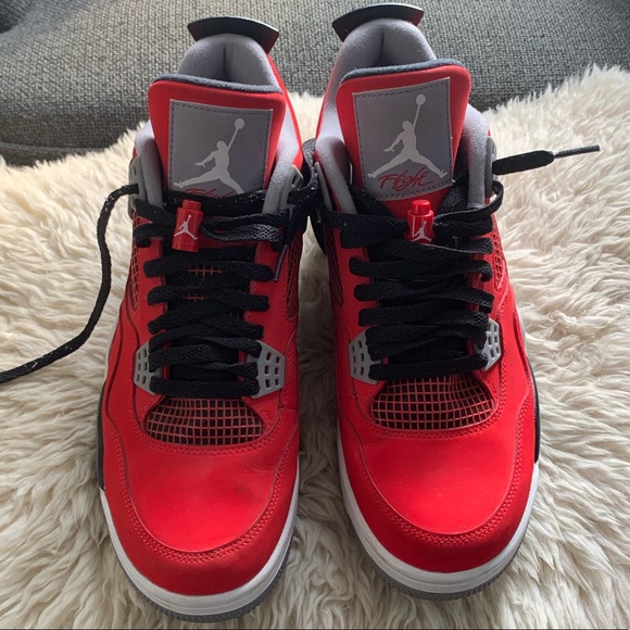 nike air jordan 4 toro bravo